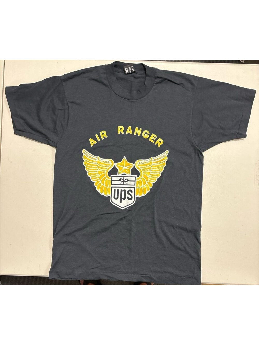 Vintage UPS Air Ranger T Shirt Mens L Wings Screen Stars Best USA Single Stitch